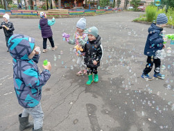 День мыльных пузырей.